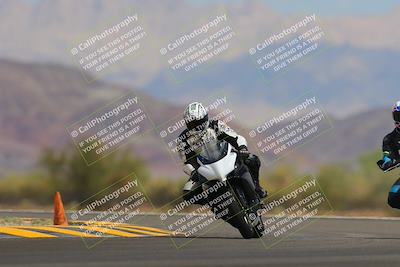 media/Sep-11-2022-SoCal Trackdays (Sun) [[81b7e951af]]/Turn 14 (1130am)/